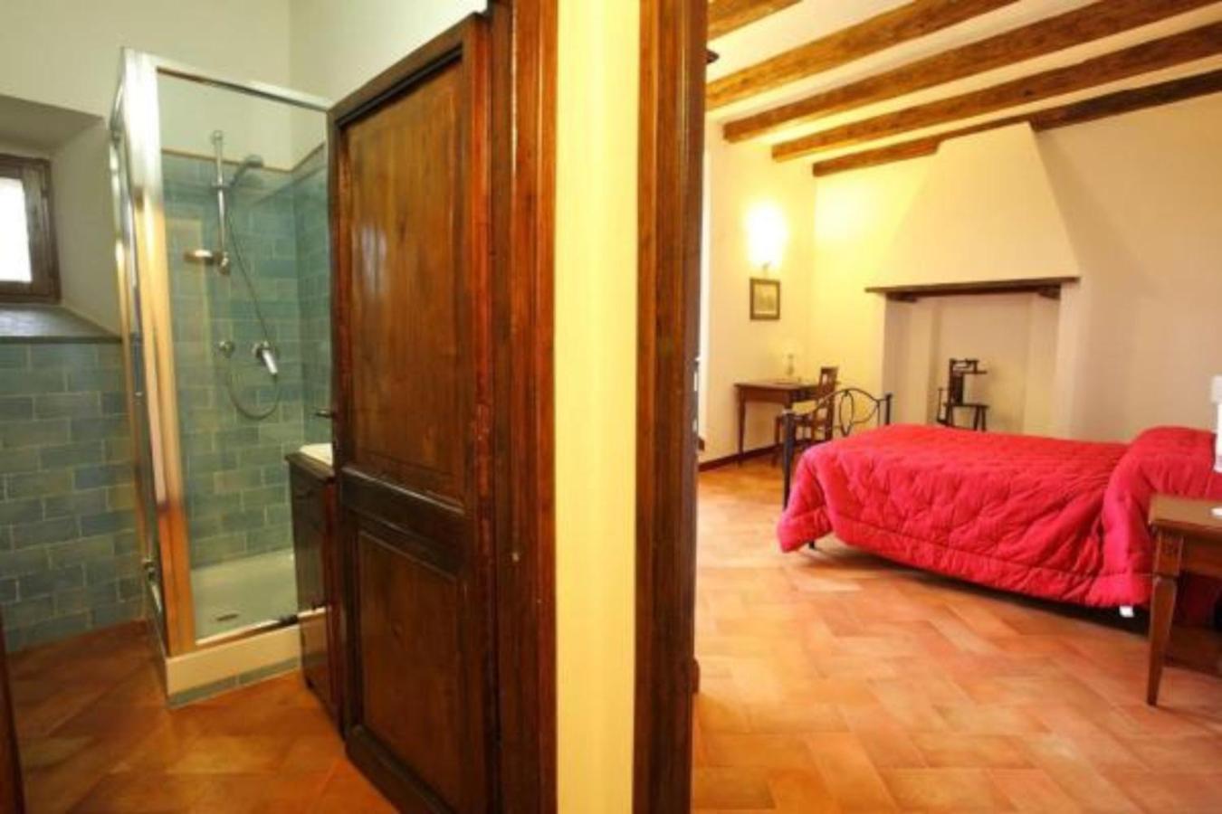 الشقق الفندقية مونتيفياسكونفي  Antico Borgo La Commenda المظهر الخارجي الصورة