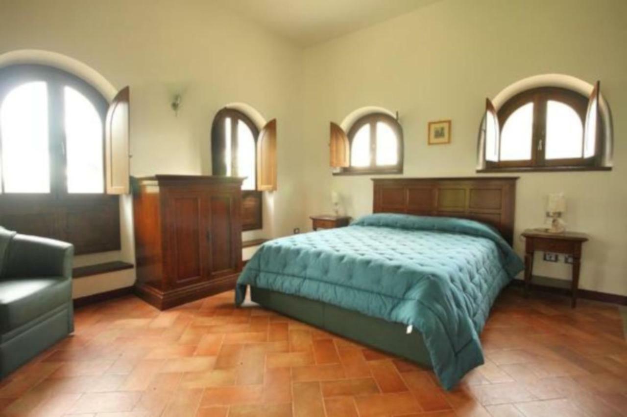 الشقق الفندقية مونتيفياسكونفي  Antico Borgo La Commenda المظهر الخارجي الصورة